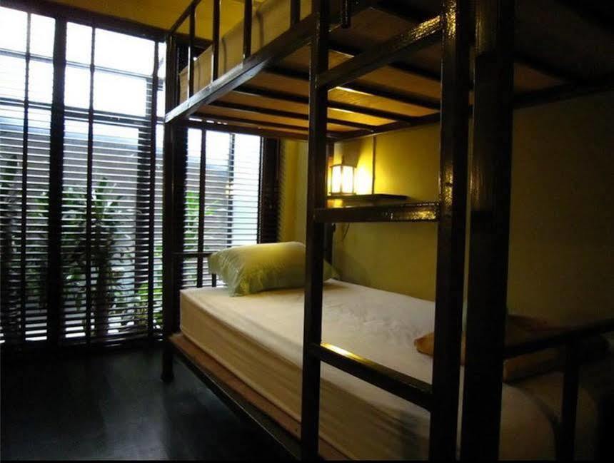 Niras Bankoc Hostel Bangkok Zewnętrze zdjęcie