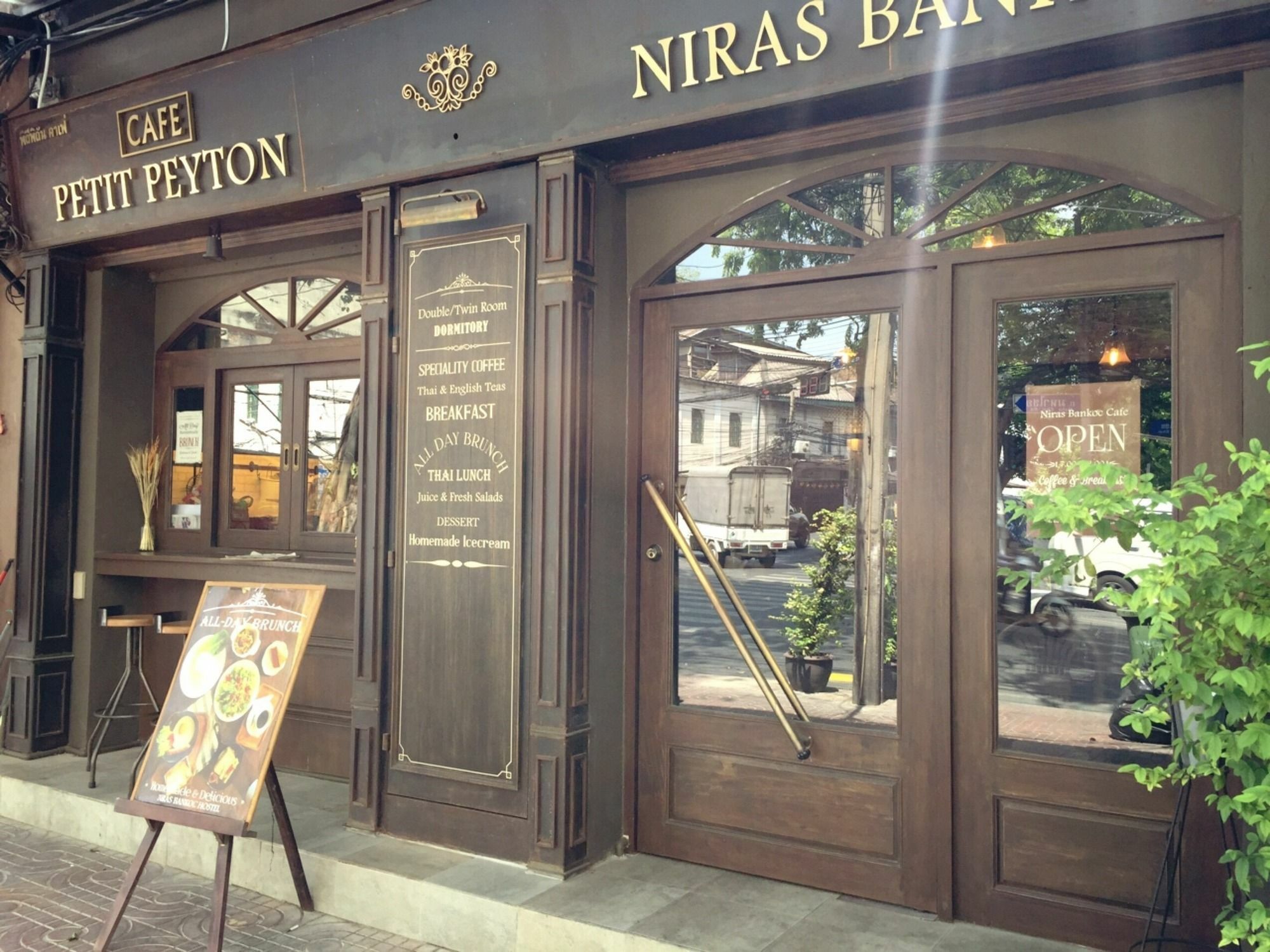 Niras Bankoc Hostel Bangkok Zewnętrze zdjęcie